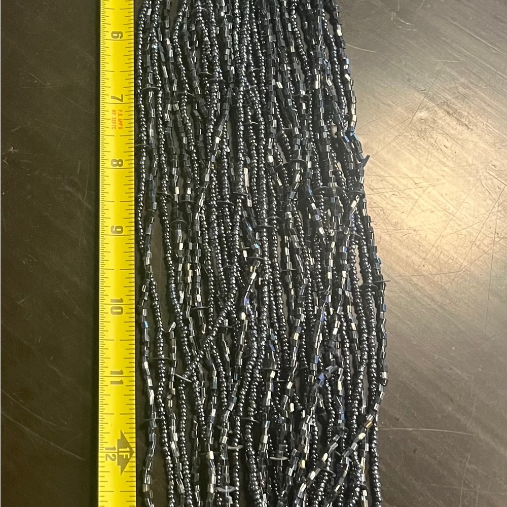 Multilayer necklace. - Picture 2 of 3
